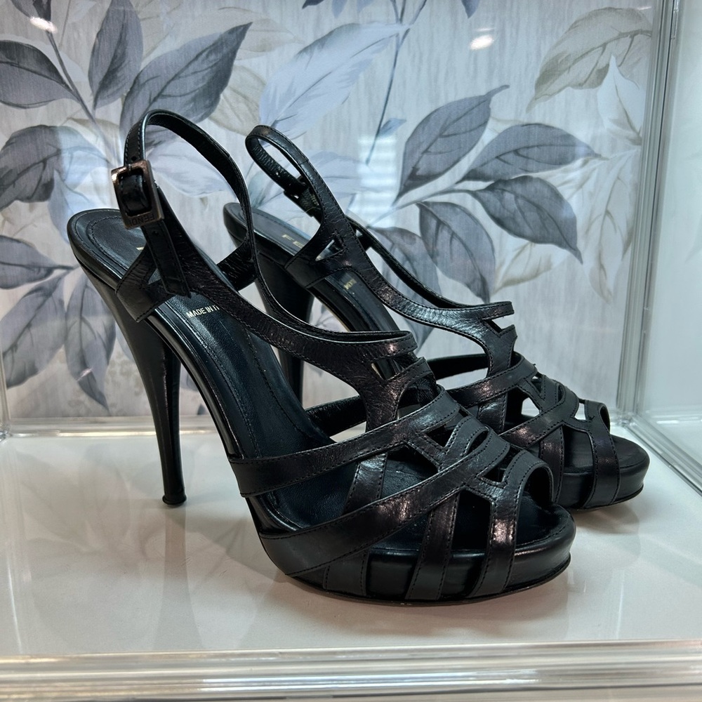 FENDI- Elegant Black Strappy Heels
